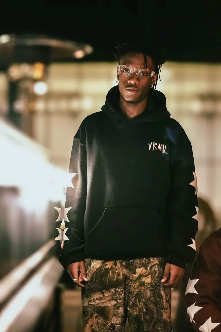 Vermillion Drop 01 — shot 06